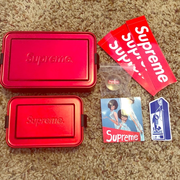 Supreme Accessories - Supreme tin containers with freebies